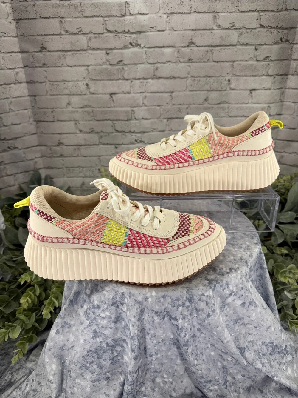 DOLCE VITA “Denae” Beige & Multicolor Basket Weave Platform Sneaker WMS 7.5M NEW